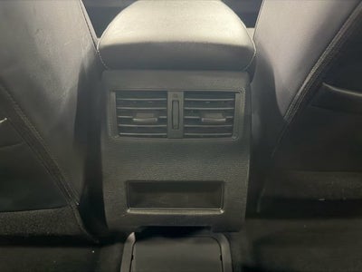 2024 Mitsubishi Outlander Plug-In Hybrid SE