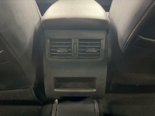 2024 Mitsubishi Outlander Plug-In Hybrid SE