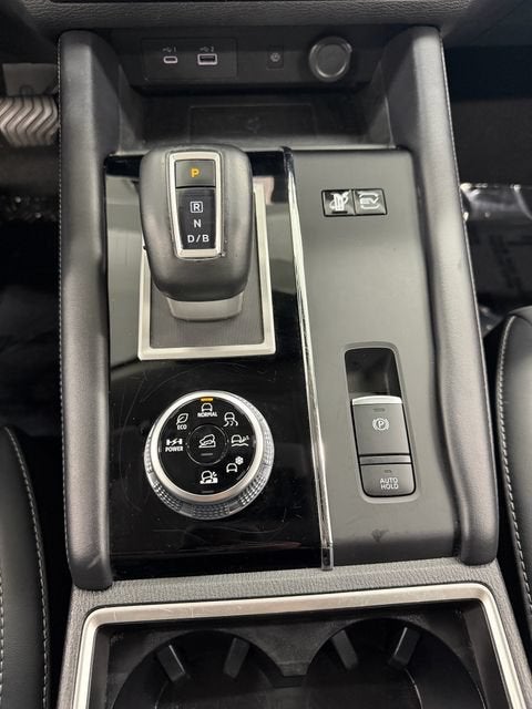 2024 Mitsubishi Outlander Plug-In Hybrid SE