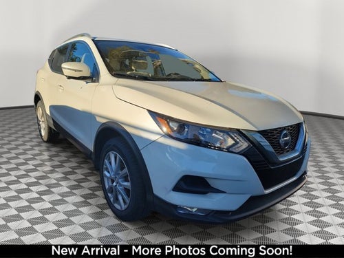 2022 Nissan Rogue Sport SV