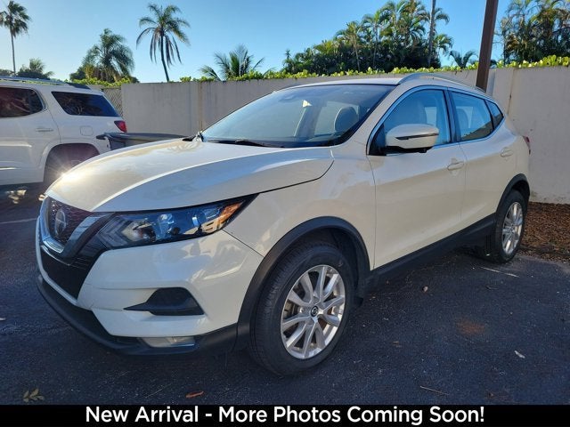 2022 Nissan Rogue Sport SV