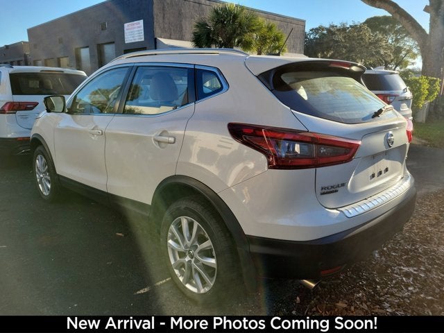2022 Nissan Rogue Sport SV