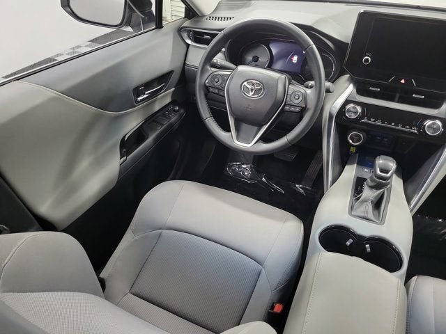 2023 Toyota Venza Base
