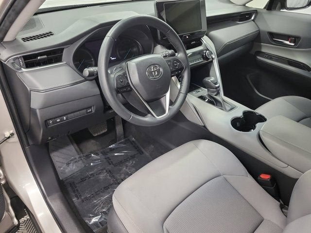 2023 Toyota Venza Base