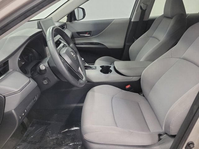 2023 Toyota Venza Base