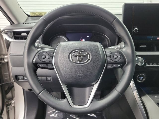2023 Toyota Venza Base