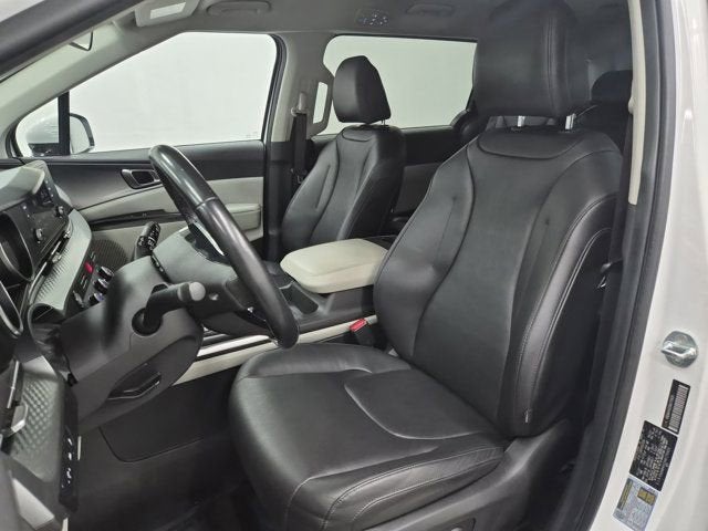 2022 Kia Carnival LXS