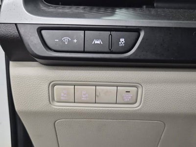 2022 Kia Carnival LXS