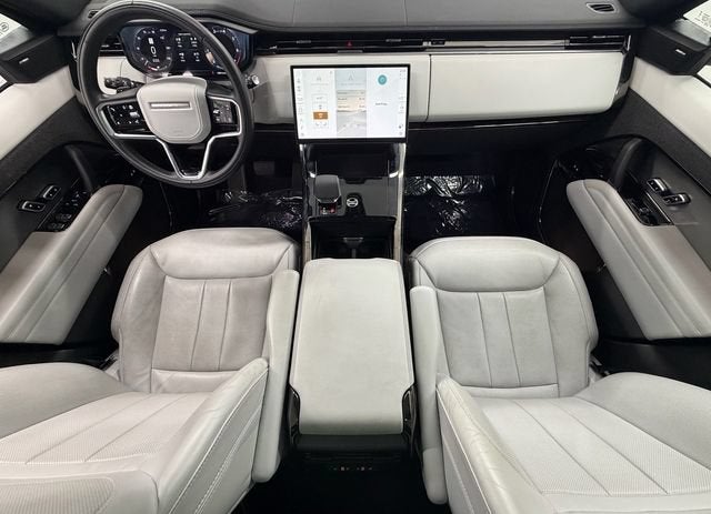 2025 Land Rover Range Rover Sport SE