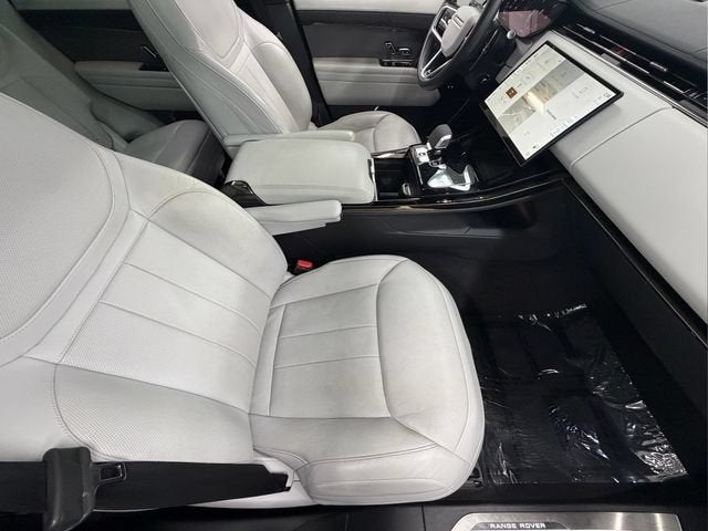 2025 Land Rover Range Rover Sport SE
