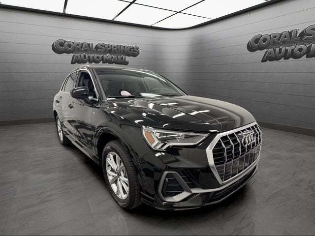 2025 Audi Q3 S line Premium