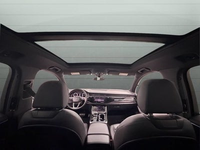 2025 Audi Q7 Premium Plus