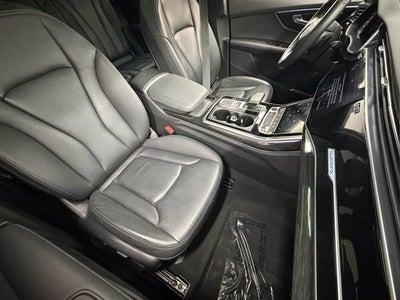 2025 Audi Q7 Premium Plus
