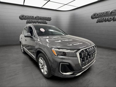 2025 Audi Q7 Premium Plus