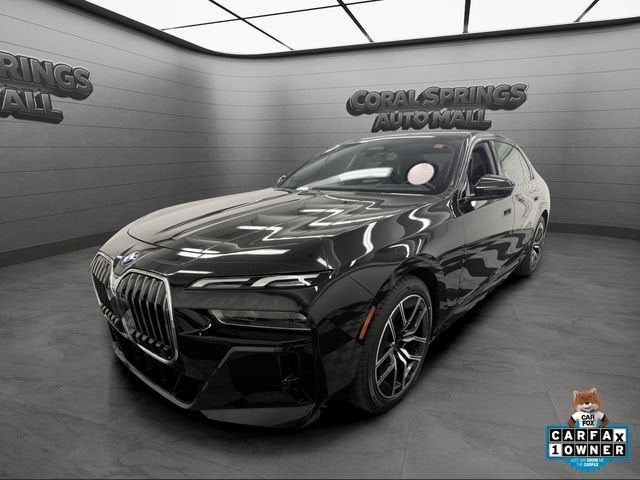 2025 BMW 7 Series 740i
