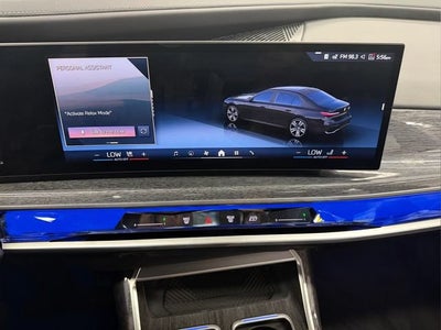 2025 BMW 7 Series 740i