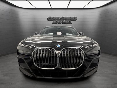 2025 BMW 7 Series 740i