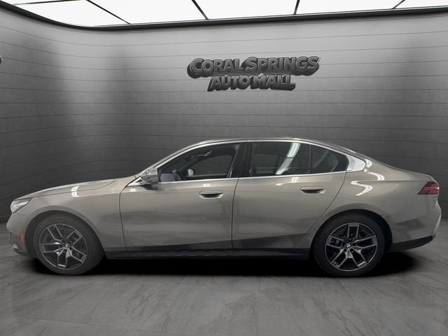 2026 BMW 5 Series 530i