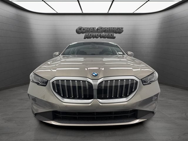 2026 BMW 5 Series 530i