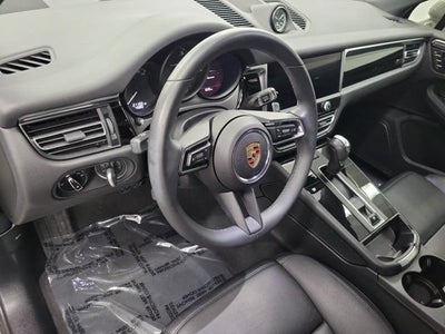 2024 Porsche Macan NA