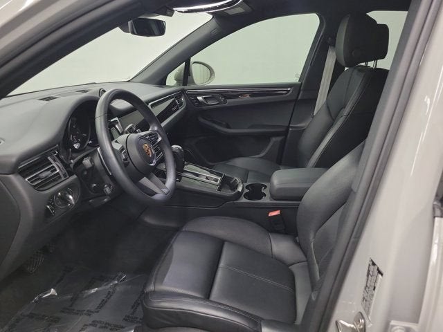 2024 Porsche Macan NA