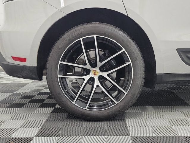 2024 Porsche Macan NA
