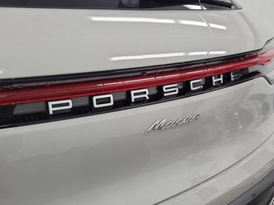 2024 Porsche Macan NA