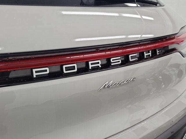 2024 Porsche Macan NA