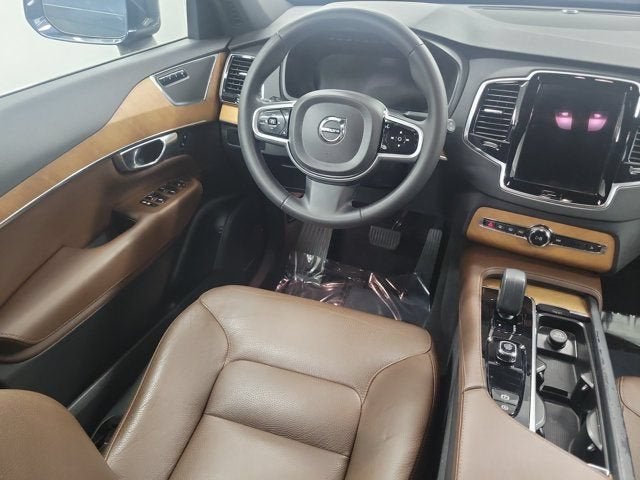 2023 Volvo XC90 Plus