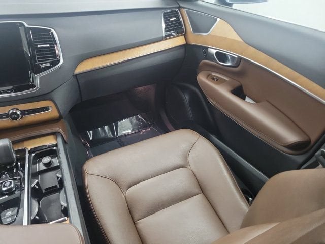2023 Volvo XC90 Plus