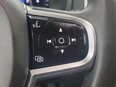 2023 Volvo XC90 Plus
