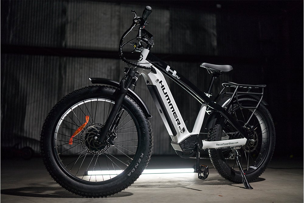 A-close-up-of-the-Hummer-EV-Bike