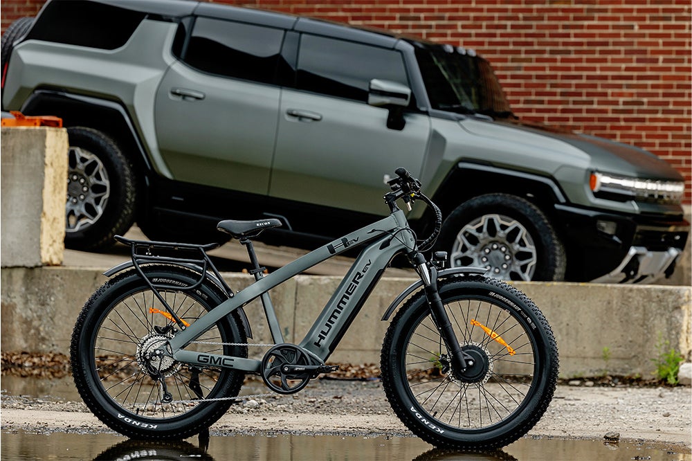 Hummer-EV-bike-with-Hummer-parked-behind-it
